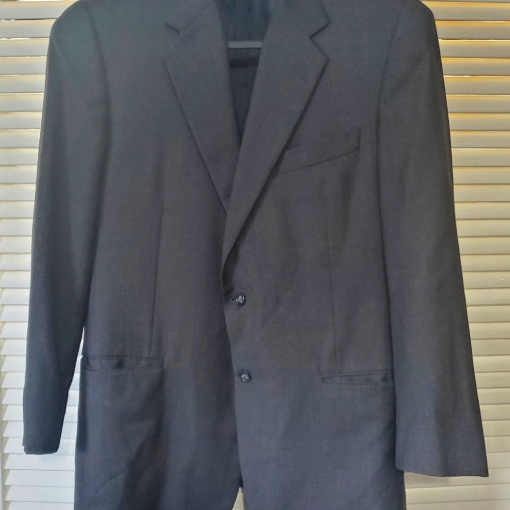 Loro Piana for Hickey Freeman Saks 5th Ave. Collection. Dark Grey